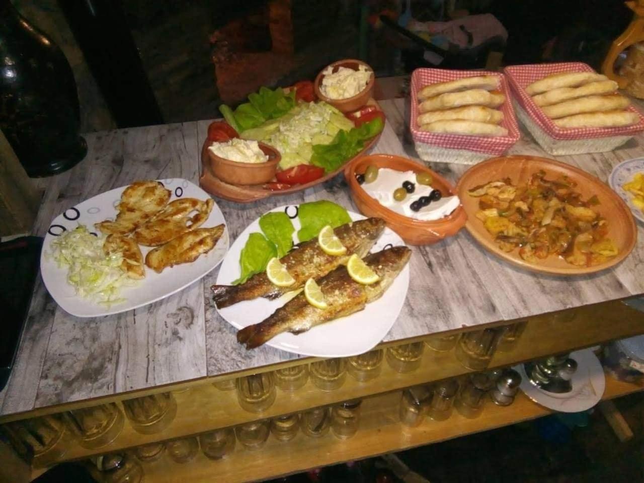 RozhajëSastanci-Grahovaca别墅 外观 照片